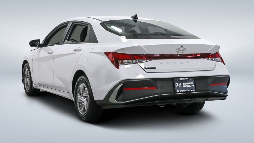 Hyundai Elantra Essential 2025 d&rsquo;occasion à vendre - 5