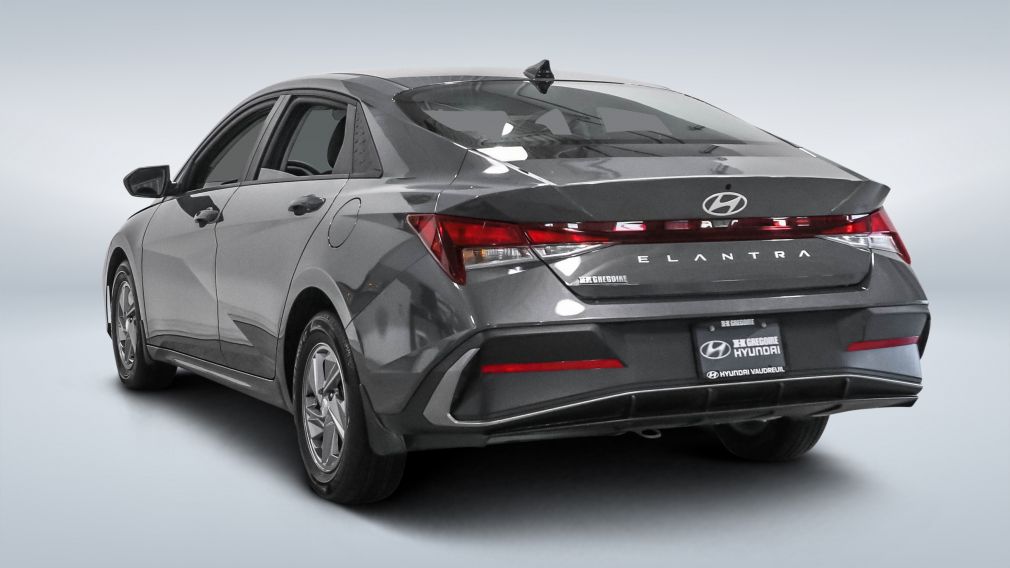 Hyundai Elantra Essential 2025 d&rsquo;occasion à vendre - 5