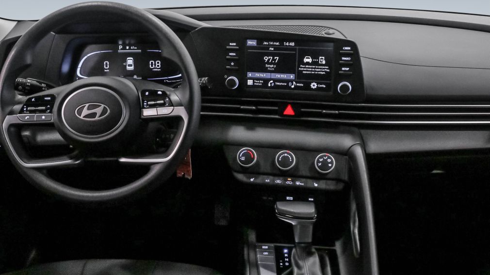 Hyundai Elantra Essential 2025 d&rsquo;occasion à vendre - 16
