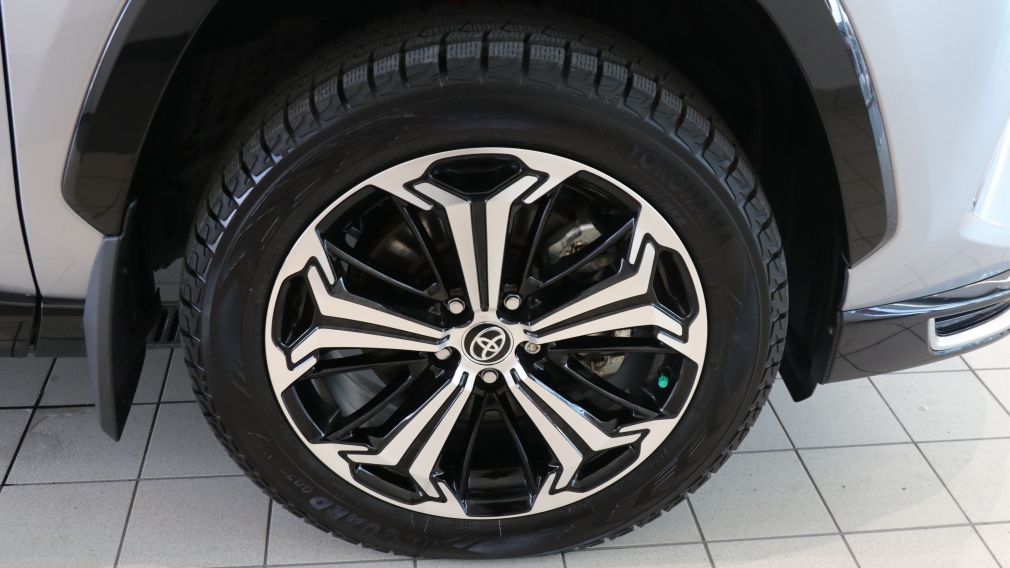 Toyota RAV4 Plug-In Hybrid XSE 2025 d&rsquo;occasion à vendre - 34