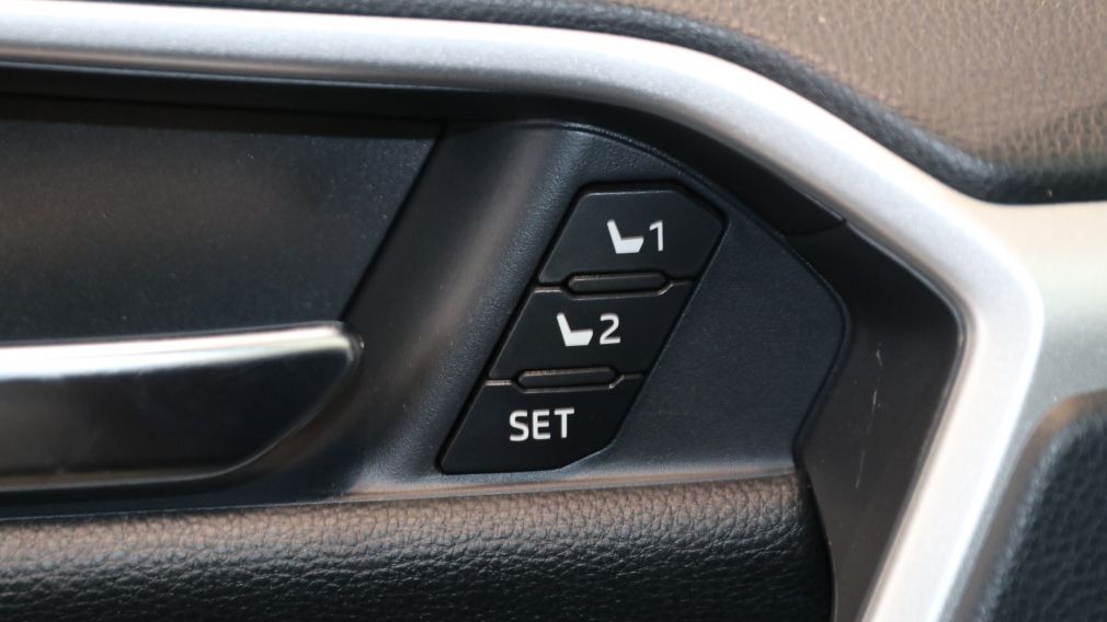 Toyota RAV4 Plug-In Hybrid XSE 2025 d&rsquo;occasion à vendre - 14