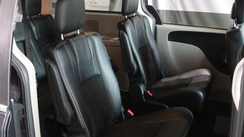 Dodge GR Caravan SXT Premium Plus 2019 d&rsquo;occasion à vendre - 23