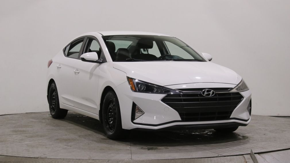 Hyundai Elantra Essential 2020 d&rsquo;occasion à vendre - 1