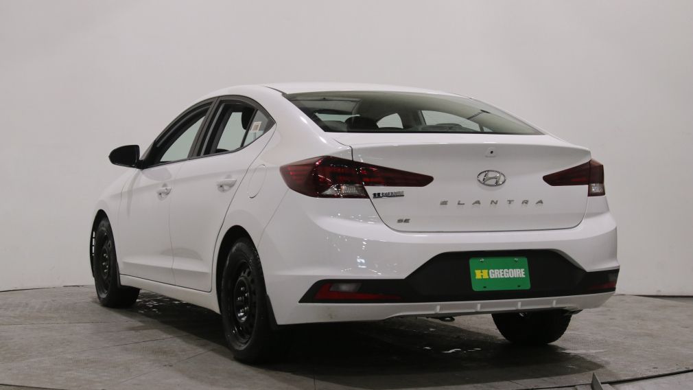 Hyundai Elantra Essential 2020 d&rsquo;occasion à vendre - 5
