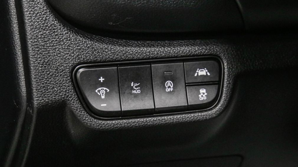 Kia Seltos SX Turbo 2023 d&rsquo;occasion à vendre - 12
