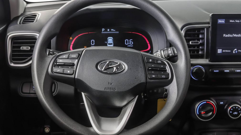 Hyundai Venue Essential 2024 d&rsquo;occasion à vendre - 14