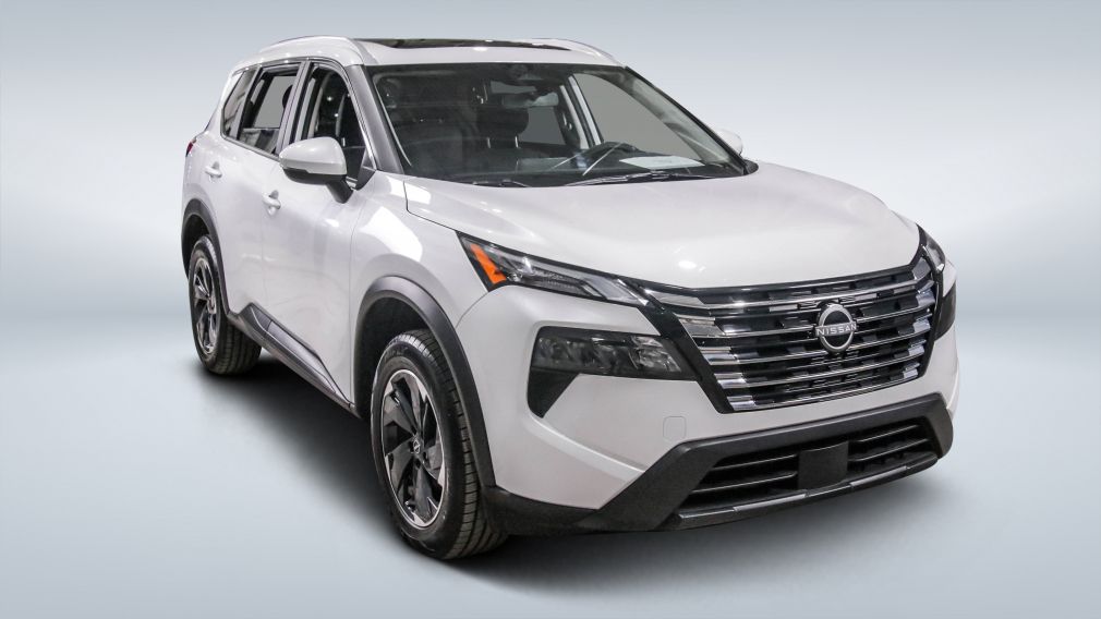 Nissan Rogue SV Moonroof