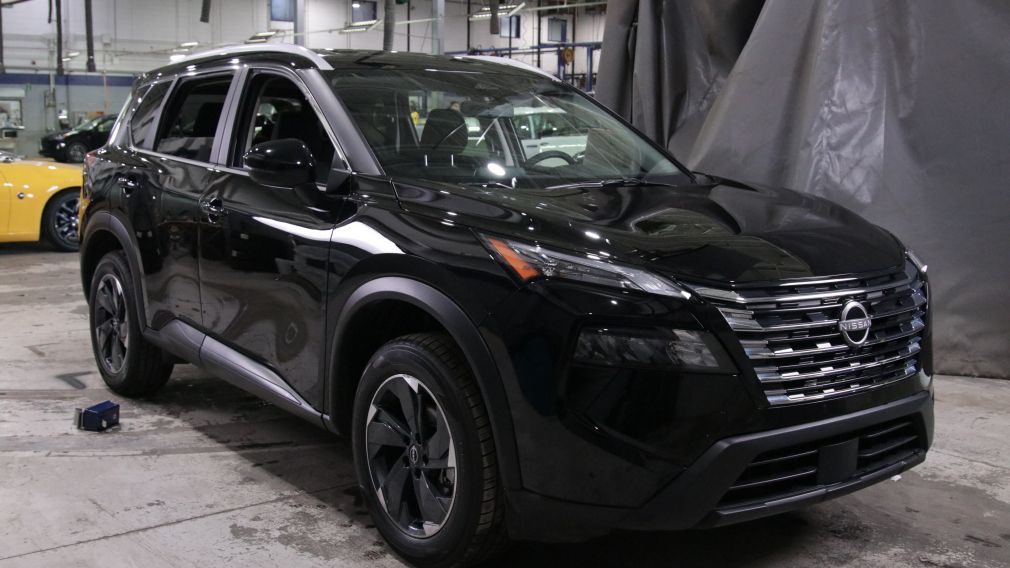 Nissan Rogue SV Moonroof