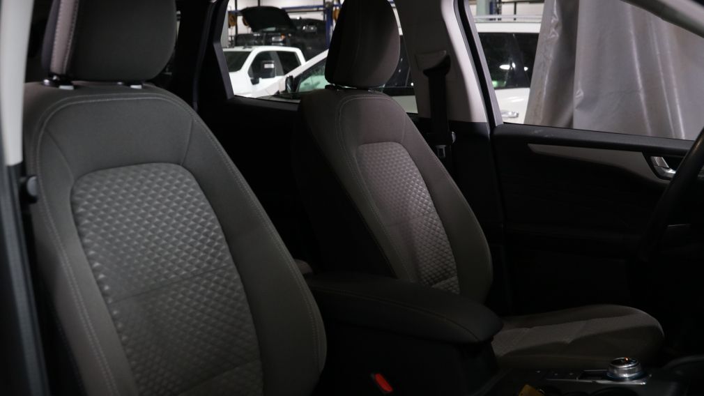 Ford Escape SE Hybrid 2021 d&rsquo;occasion à vendre - 24