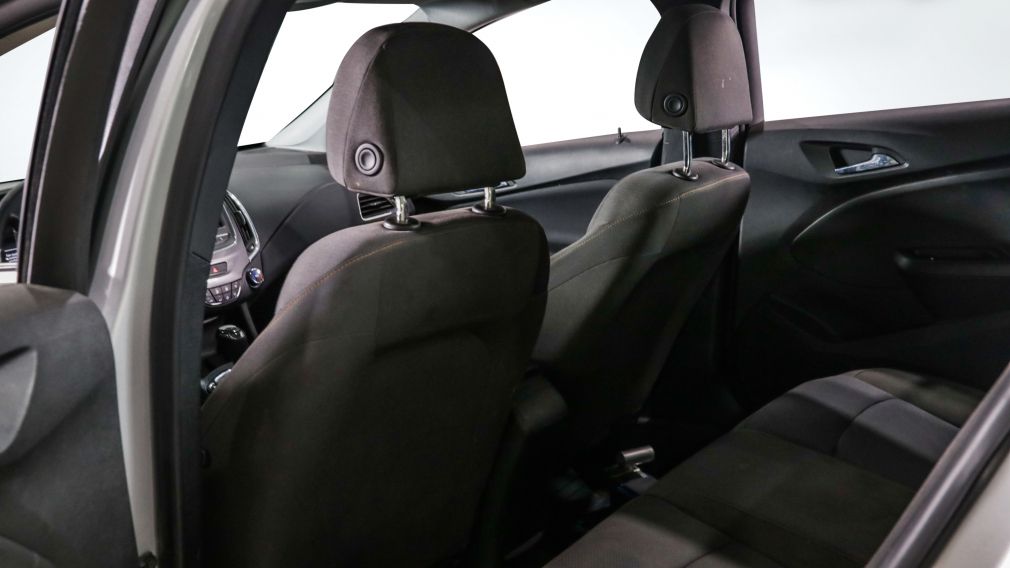 Chevrolet Cruze LS 2019 d&rsquo;occasion à vendre - 18