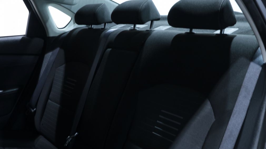 Kia Forte EX 2020 d&rsquo;occasion à vendre - 18