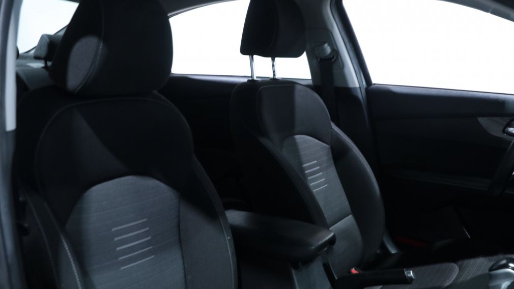 Kia Forte EX 2020 d&rsquo;occasion à vendre - 21