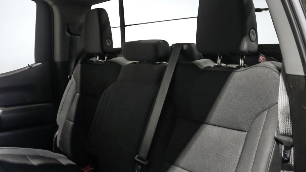 Chevrolet Silverado Custom Trail Boss 2022 d’occasion à vendre - 18