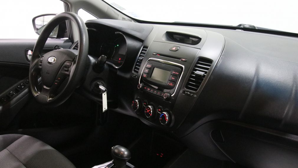 Kia Forte LX 2018 d’occasion à vendre - 13