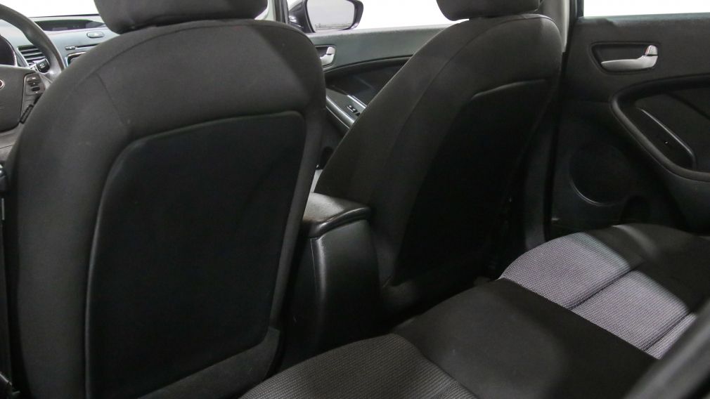 Kia Forte LX 2018 d’occasion à vendre - 22