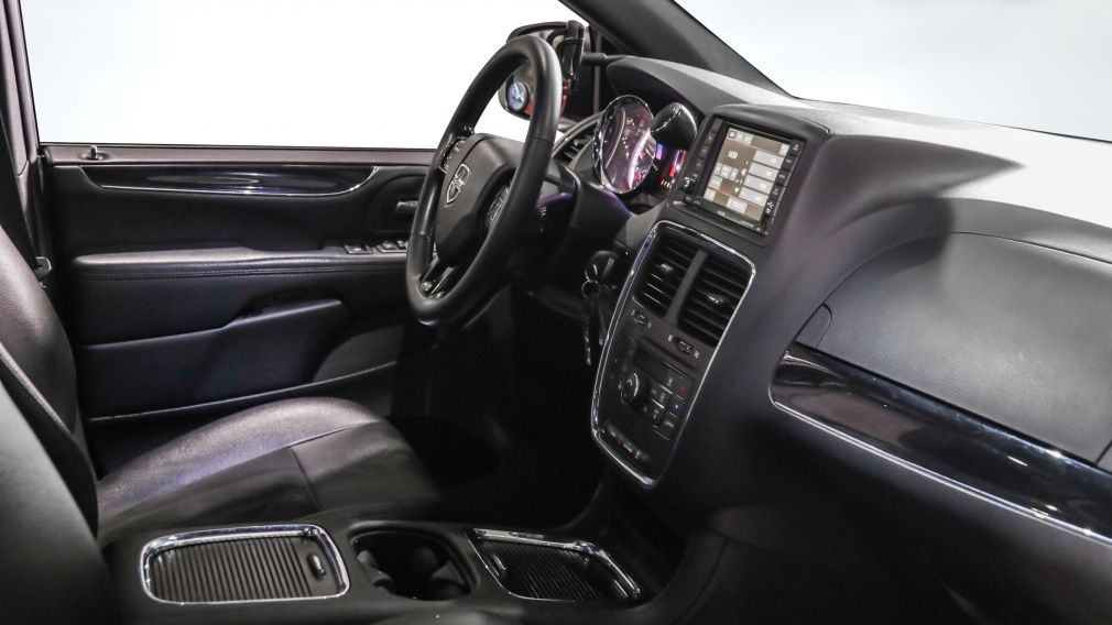 Dodge GR Caravan 35th Anniversary 2019 d&rsquo;occasion à vendre - 24