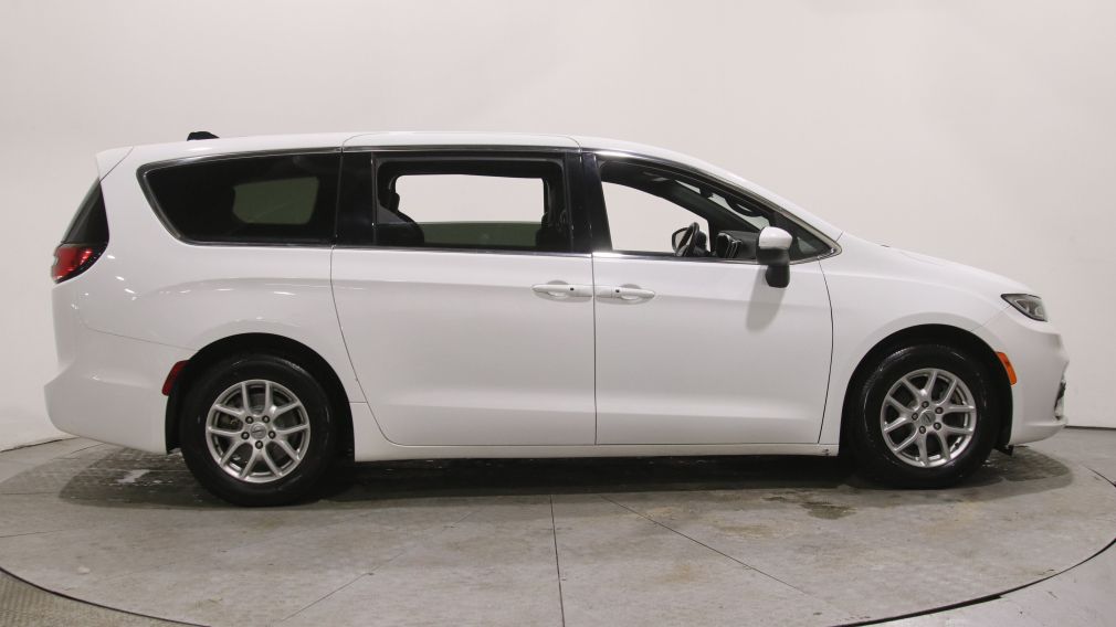 Chrysler Pacifica Touring 2023 d&rsquo;occasion à vendre - 8