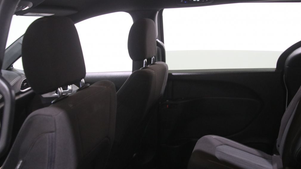 Chrysler Pacifica Touring 2023 d&rsquo;occasion à vendre - 19