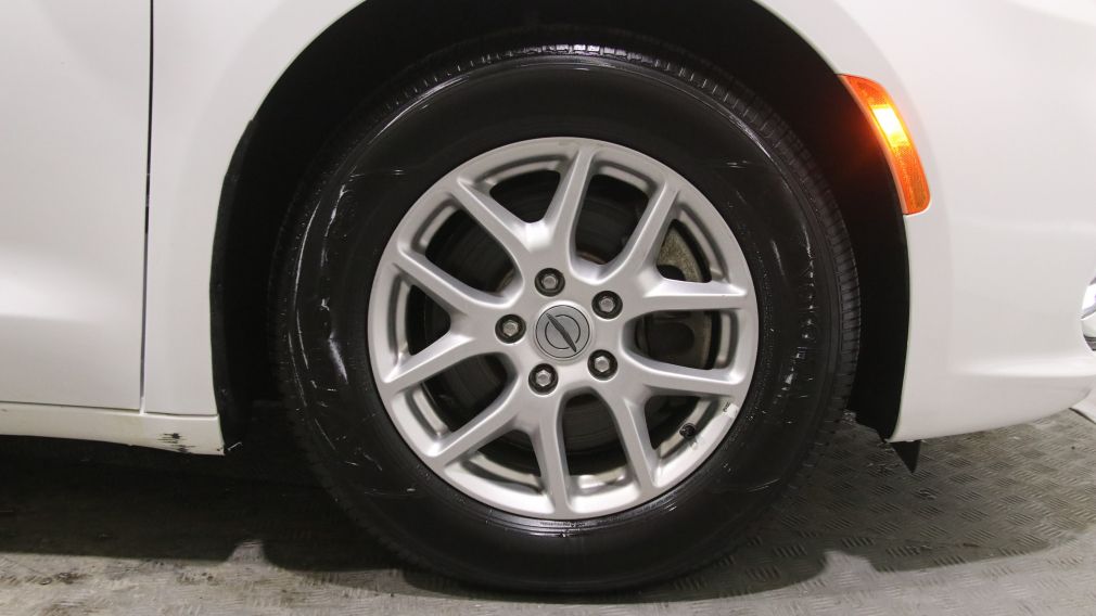 Chrysler Pacifica Touring 2023 d&rsquo;occasion à vendre - 26