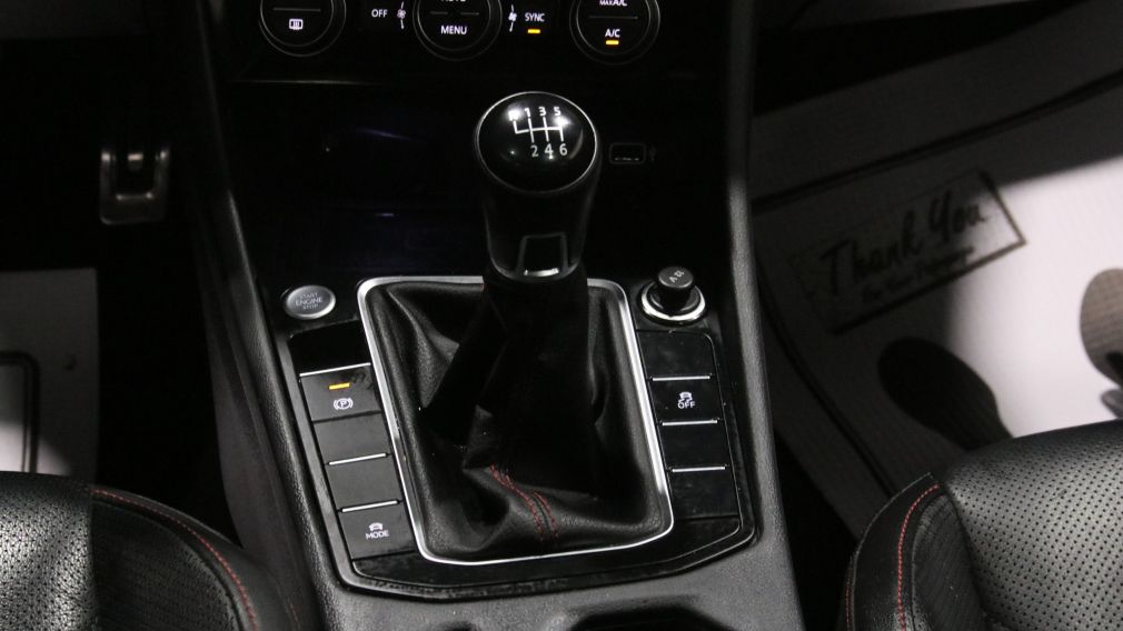 Volkswagen Jetta GLI 2019 d&rsquo;occasion à vendre - 21