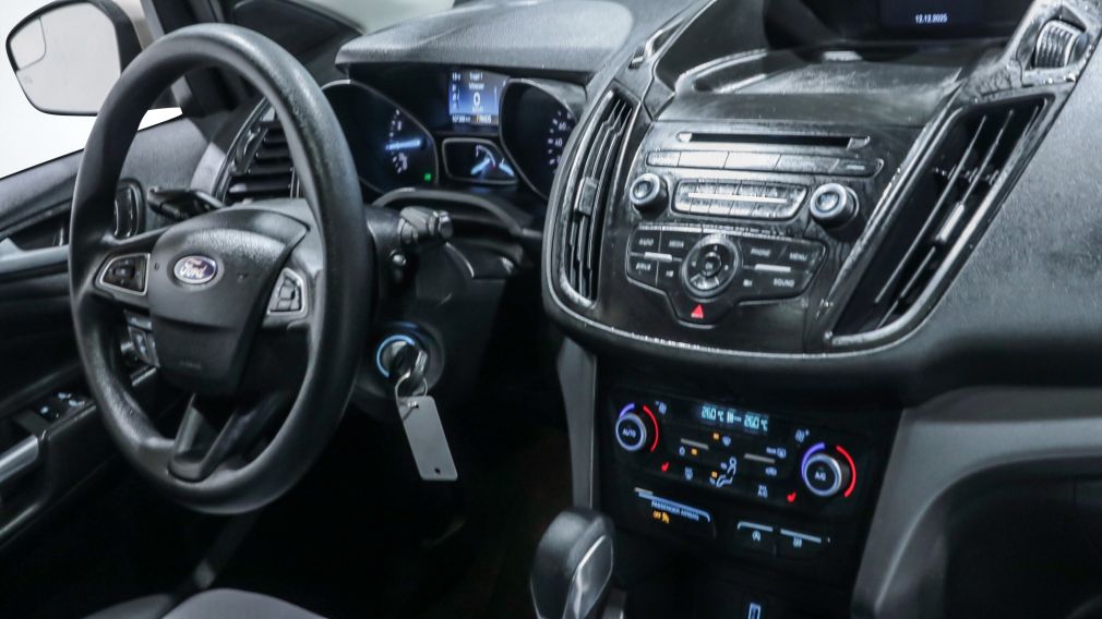 Ford Escape SE 2018 d&rsquo;occasion à vendre - 21