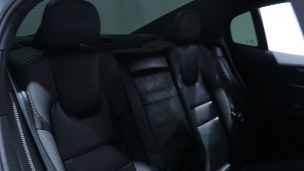 Volvo S60 R-Design 2022 d&rsquo;occasion à vendre - 20