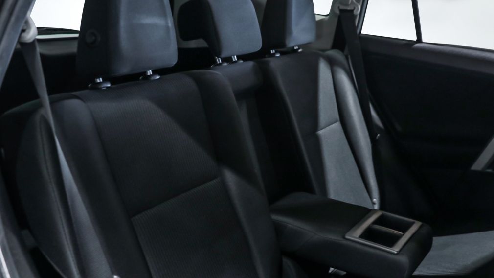 Toyota Rav 4 LE 2018 d&rsquo;occasion à vendre - 19