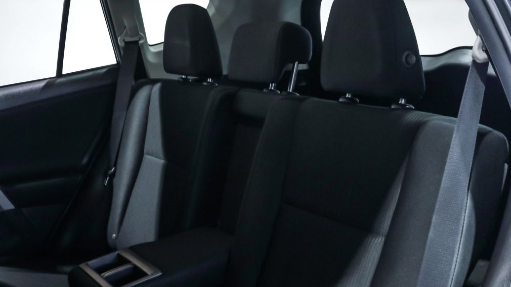 Toyota Rav 4 LE 2018 d&rsquo;occasion à vendre - 18