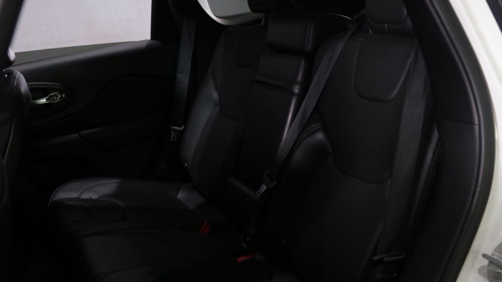 Jeep Cherokee Trailhawk Elite 2019 d&rsquo;occasion à vendre - 21