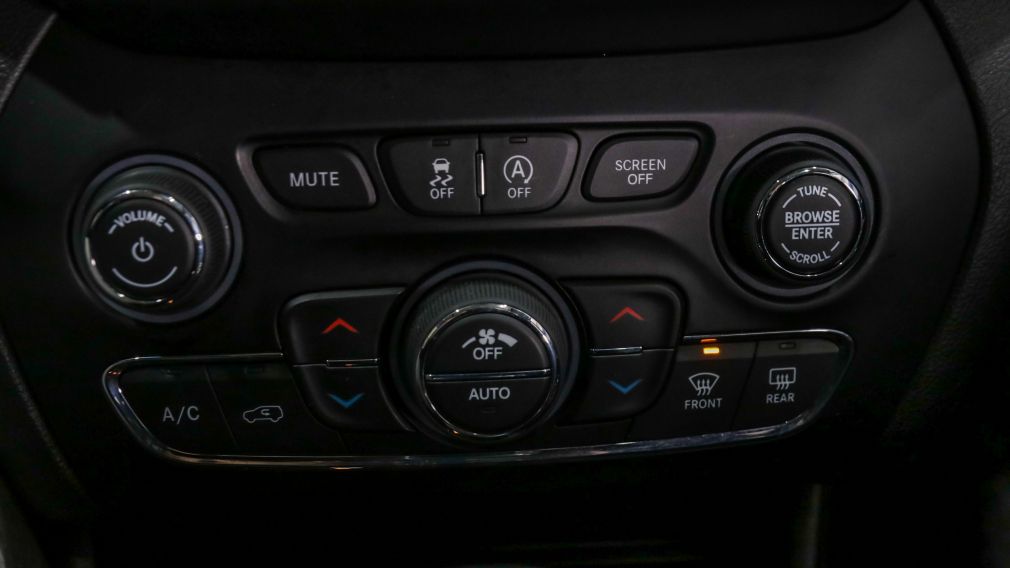 Jeep Cherokee Trailhawk Elite 2019 d&rsquo;occasion à vendre - 17