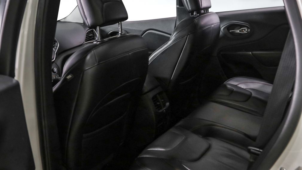 Jeep Cherokee Trailhawk Elite 2019 d&rsquo;occasion à vendre - 21