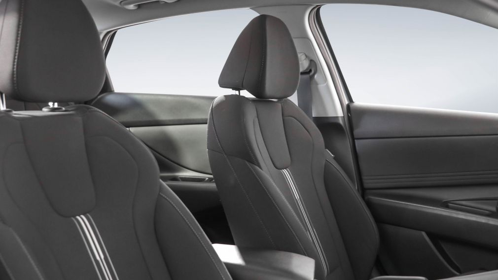 Hyundai Elantra Preferred 2023 d&rsquo;occasion à vendre - 23