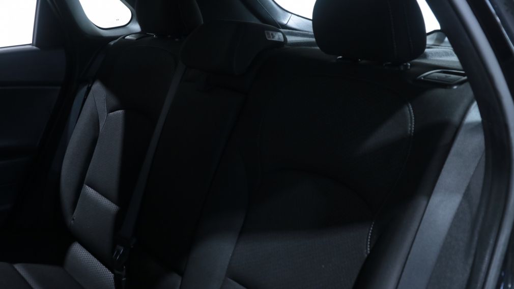 Hyundai Elantra Preferred 2019 d’occasion à vendre - 18