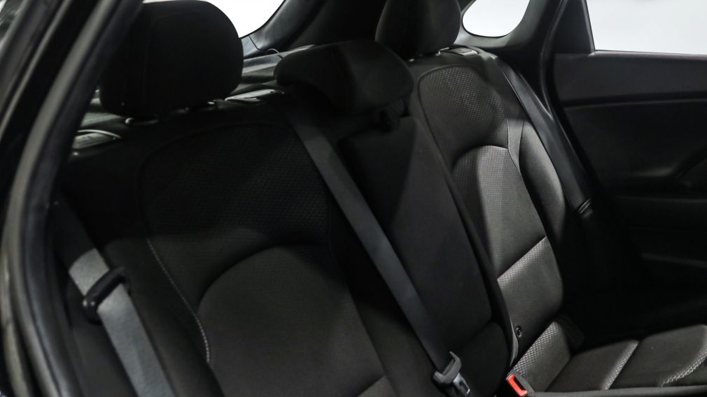 Hyundai Elantra Preferred 2019 d’occasion à vendre - 19