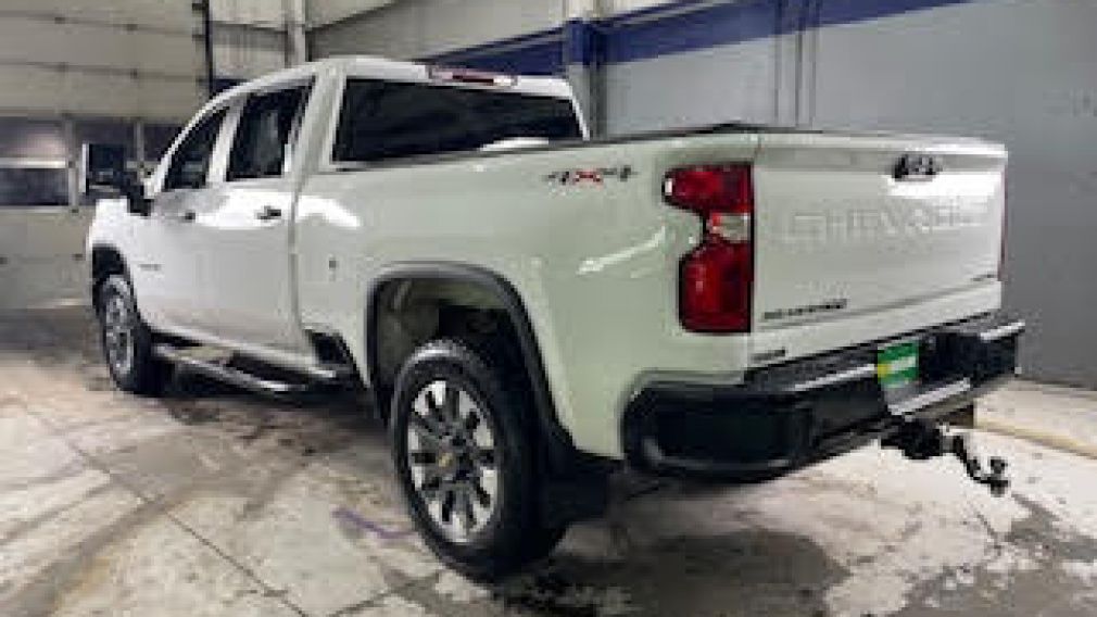 Chevrolet Silverado 2500HD Custom 2024 d’occasion à vendre - 4