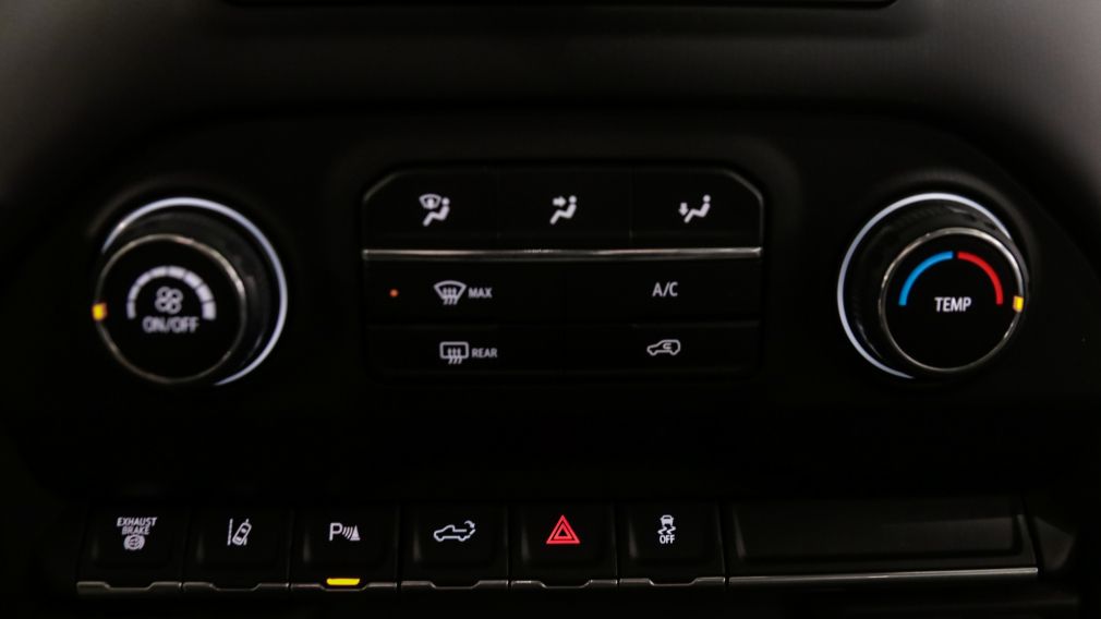 Chevrolet Silverado 2500HD Custom 2024 d&rsquo;occasion à vendre - 17