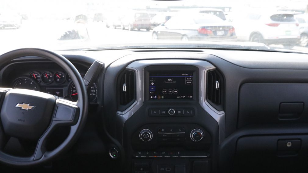 Chevrolet Silverado 2500HD Custom 2024 d&rsquo;occasion à vendre - 40