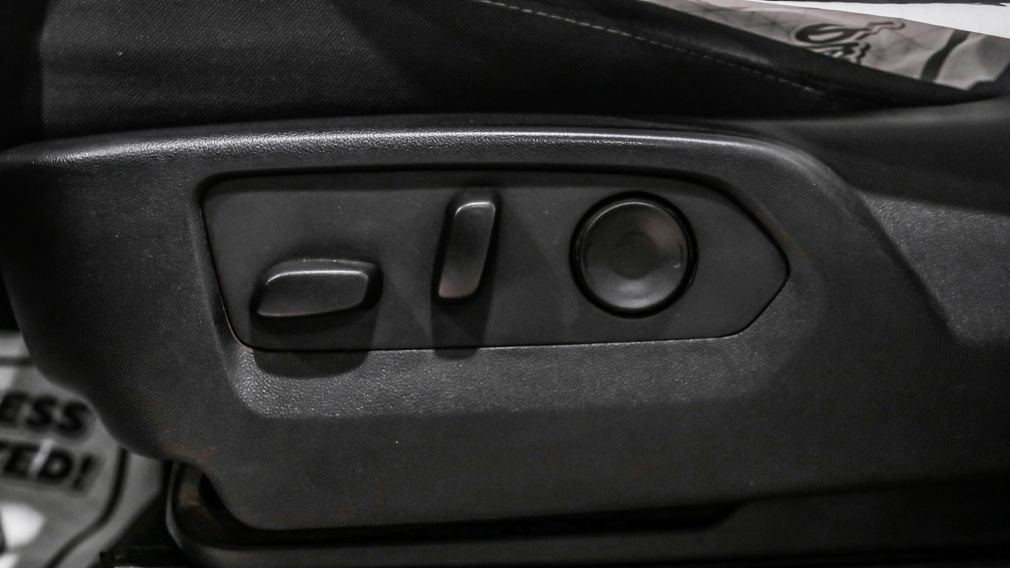 Chevrolet Silverado 2500HD Custom 2024 d&rsquo;occasion à vendre - 10