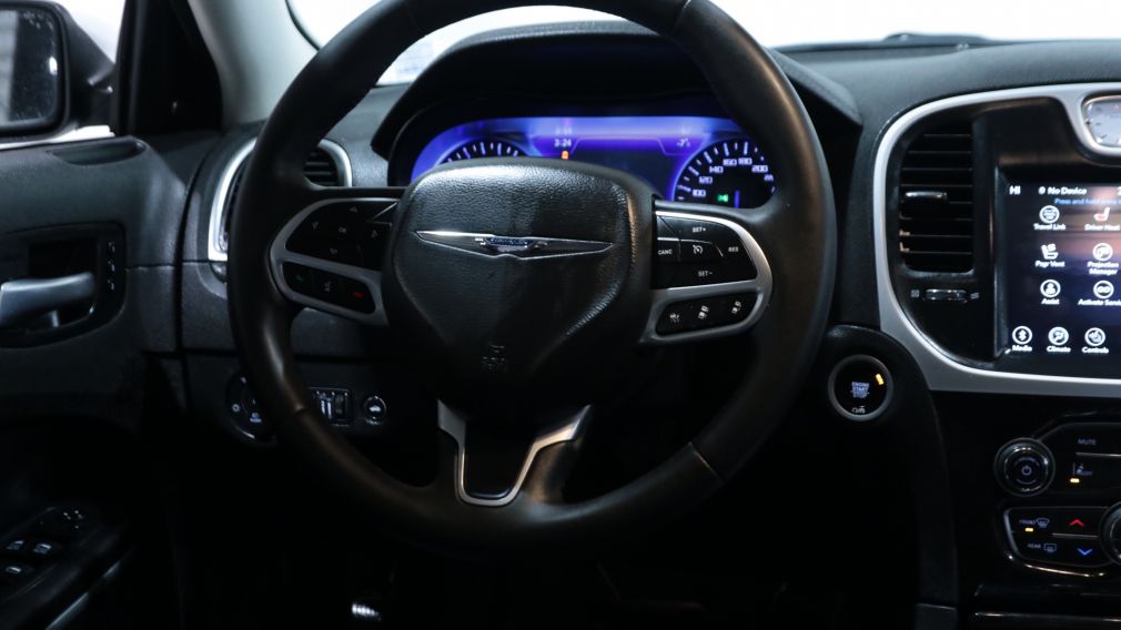 Chrysler 300 300 Touring L 2023 d&rsquo;occasion à vendre - 14