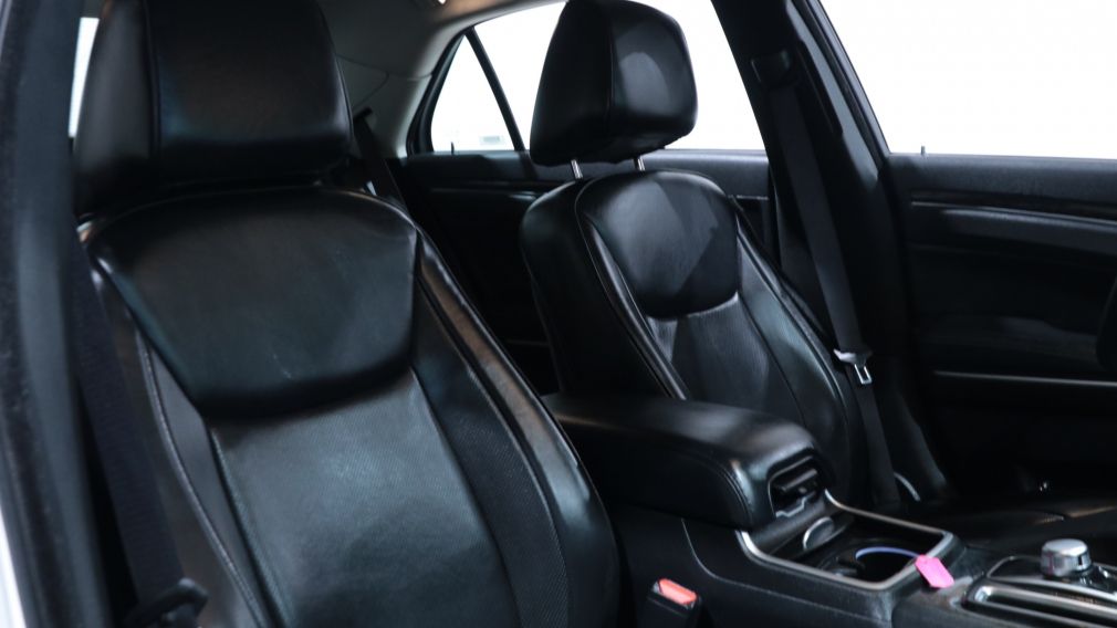 Chrysler 300 300 Touring L 2023 d&rsquo;occasion à vendre - 22