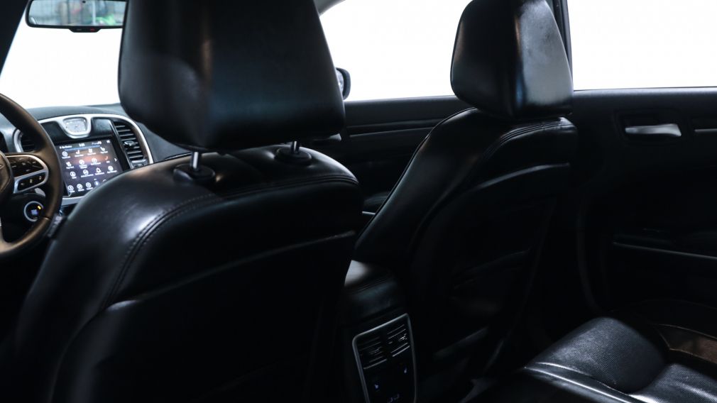 Chrysler 300 300 Touring L 2023 d&rsquo;occasion à vendre - 18