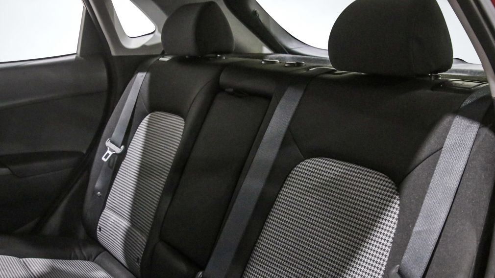 Hyundai Kona Essential 2021 d&rsquo;occasion à vendre - 21