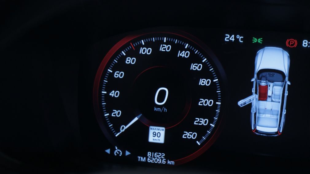 Volvo V60 R-Design 2021 d&rsquo;occasion à vendre - 15