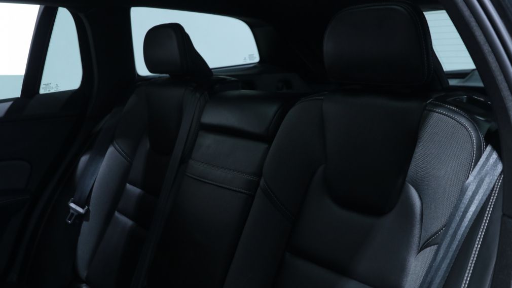 Volvo V60 R-Design 2021 d&rsquo;occasion à vendre - 19