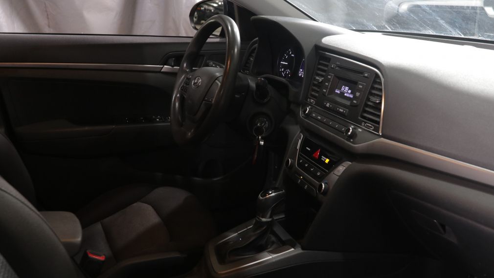 Hyundai Elantra LE 2018 d’occasion à vendre - 19