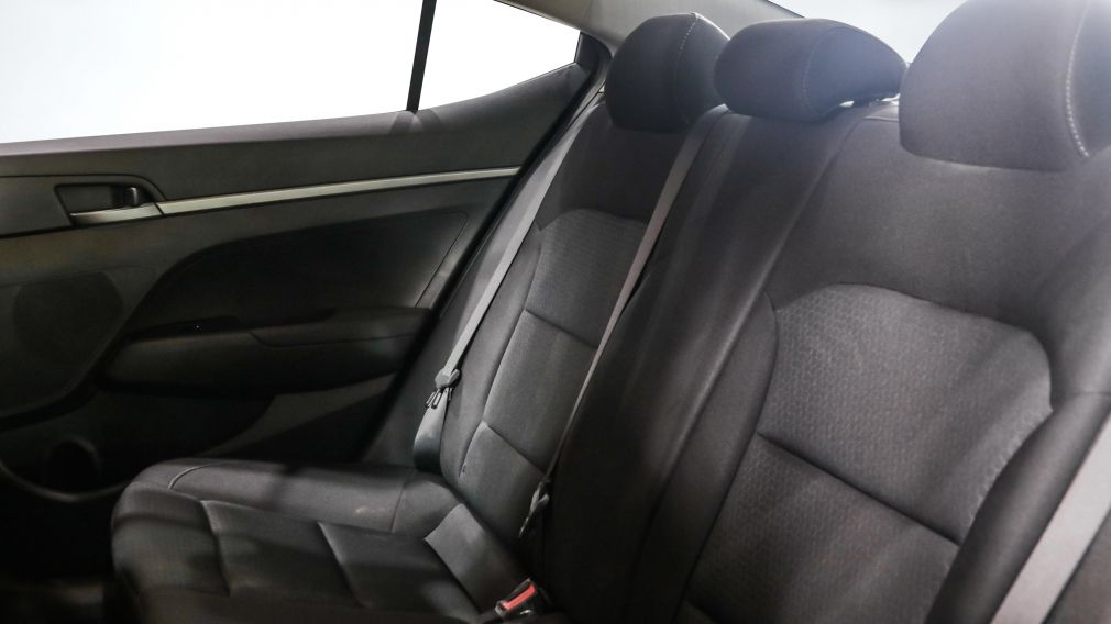 Hyundai Elantra LE 2018 d’occasion à vendre - 16
