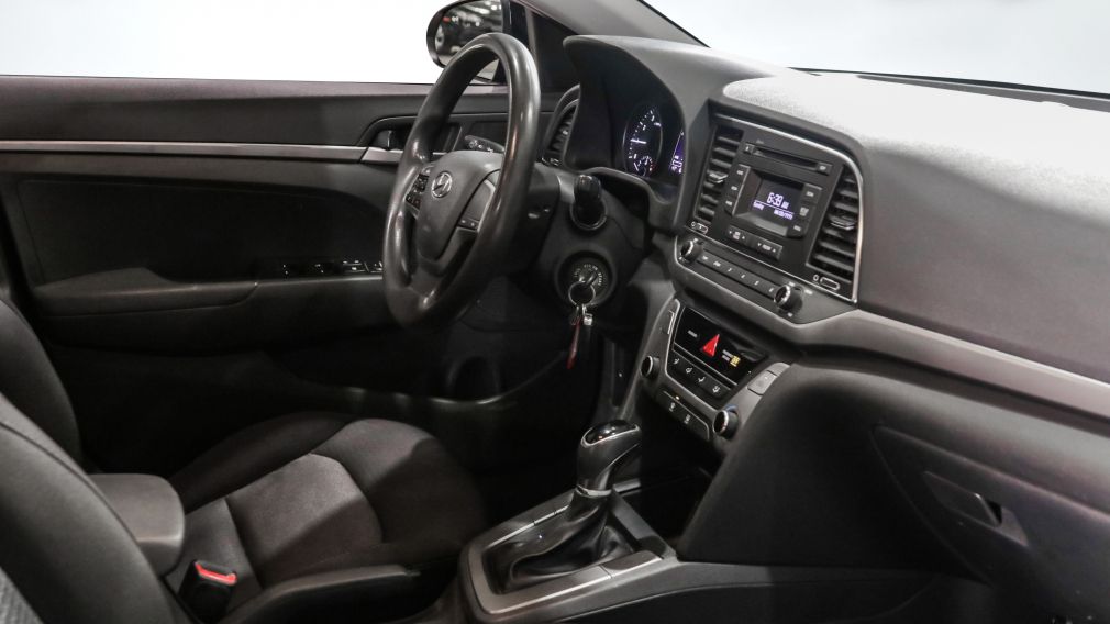 Hyundai Elantra LE 2018 d’occasion à vendre - 19