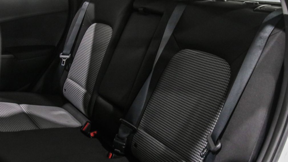 Hyundai Kona Essential 2019 d&rsquo;occasion à vendre - 15