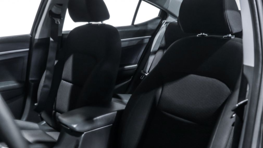Hyundai Elantra Essential 2020 d’occasion à vendre - 11