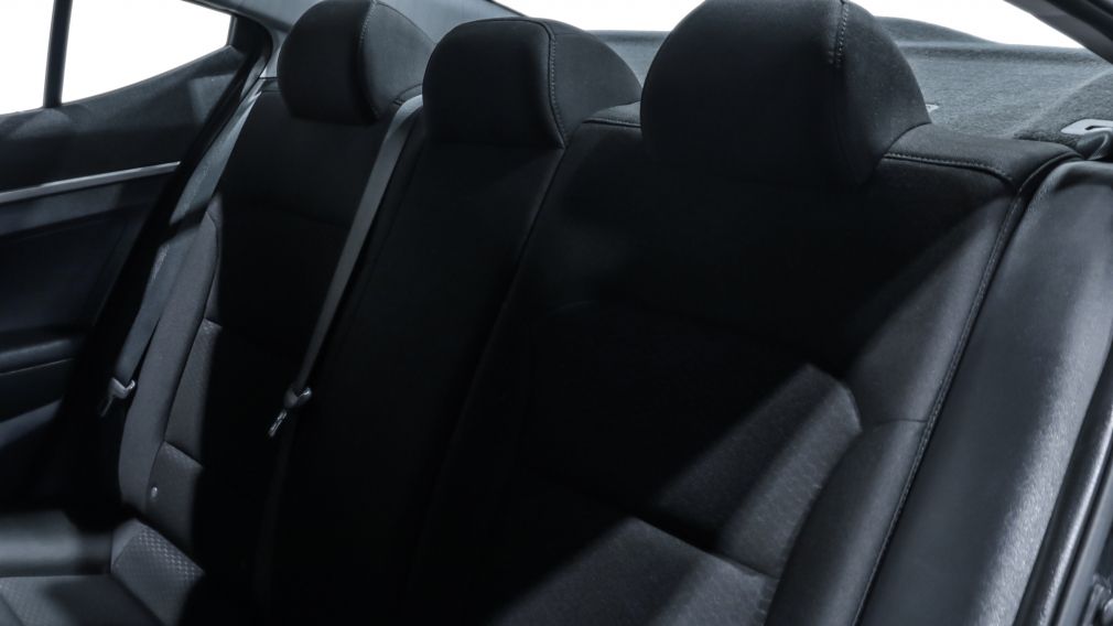 Hyundai Elantra Essential 2020 d’occasion à vendre - 18